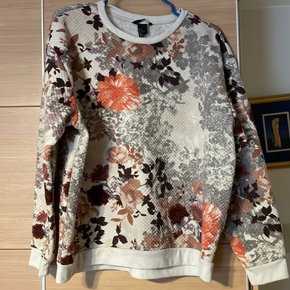 H M floral sweatshirt size medium - Picture 1 of 6